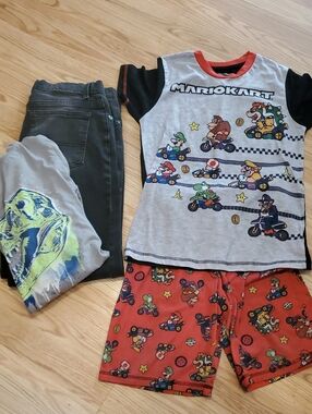 Boys Large 10/12 4 Pc Mixed Lot Mariokart PJ Set, Wonder Nation Jeans, LS Shirt